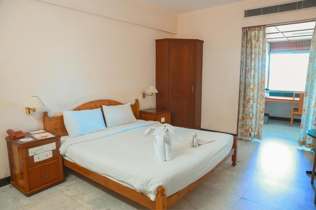 Bell Hotel Sivakāsi Dış mekan fotoğraf