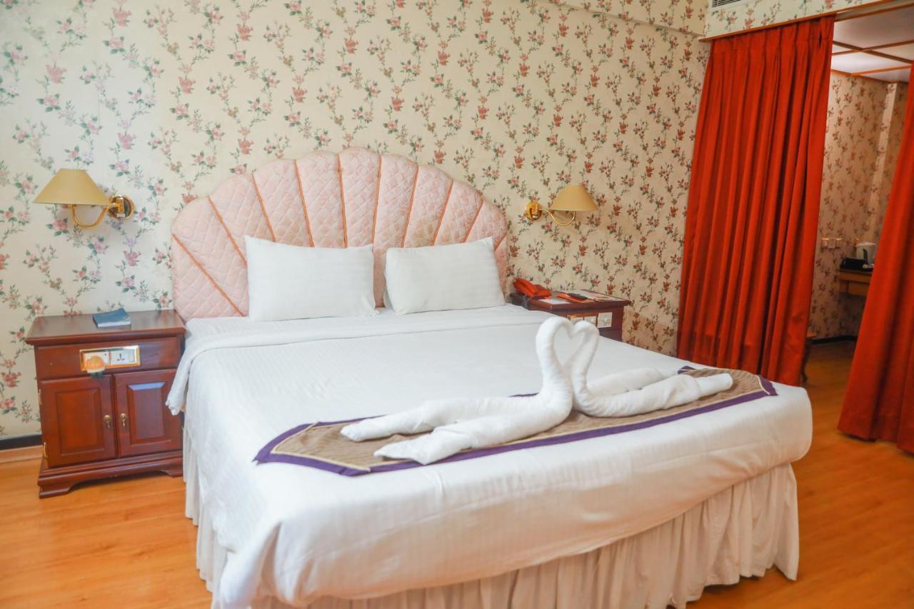 Bell Hotel Sivakāsi Dış mekan fotoğraf