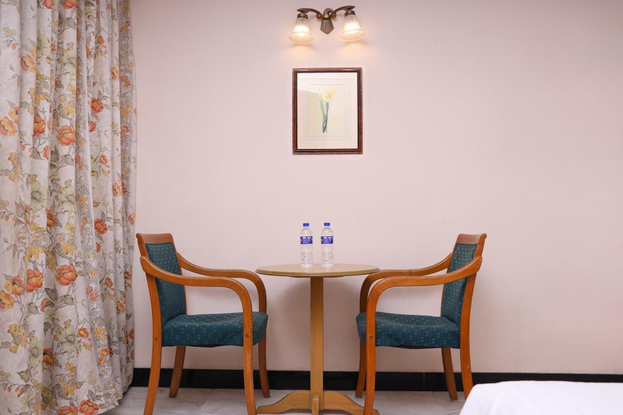 Bell Hotel Sivakāsi Dış mekan fotoğraf